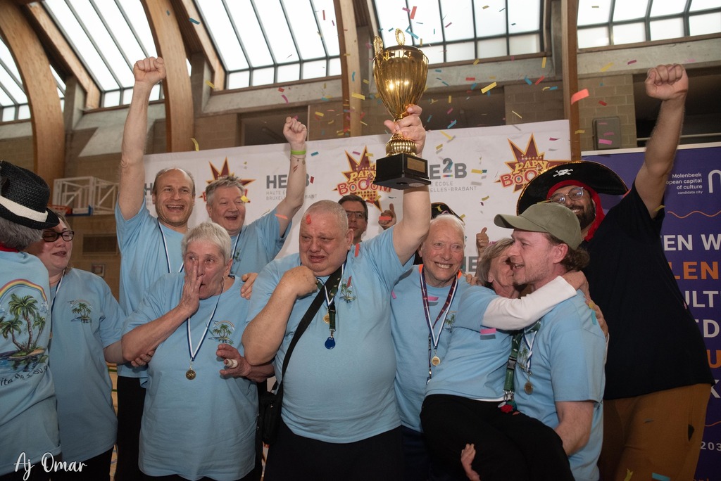 Participants celebrate together at the Olympiades Inter-Homes.